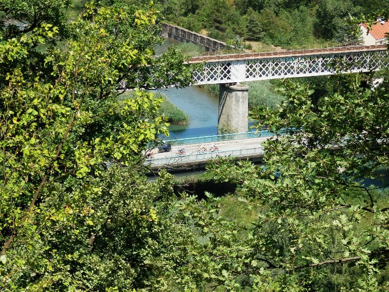P7230654-r.jpg