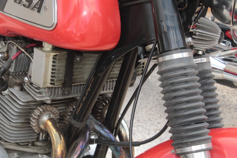 BSA Rocket 3 .JPG