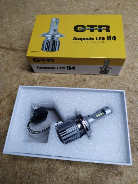 2024 11 04 Ampoule TECNO GLOBE H4 a.jpg