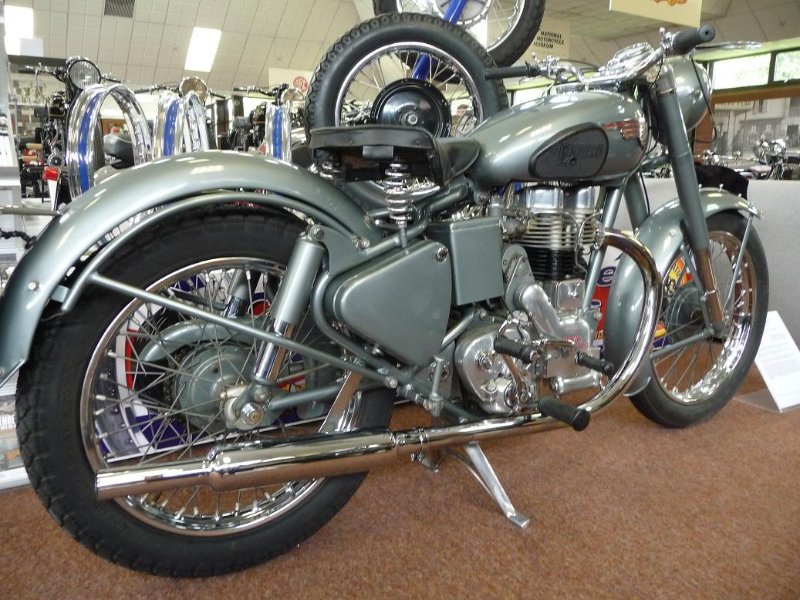 GB 2019 musée RE Bullet 1954.JPG