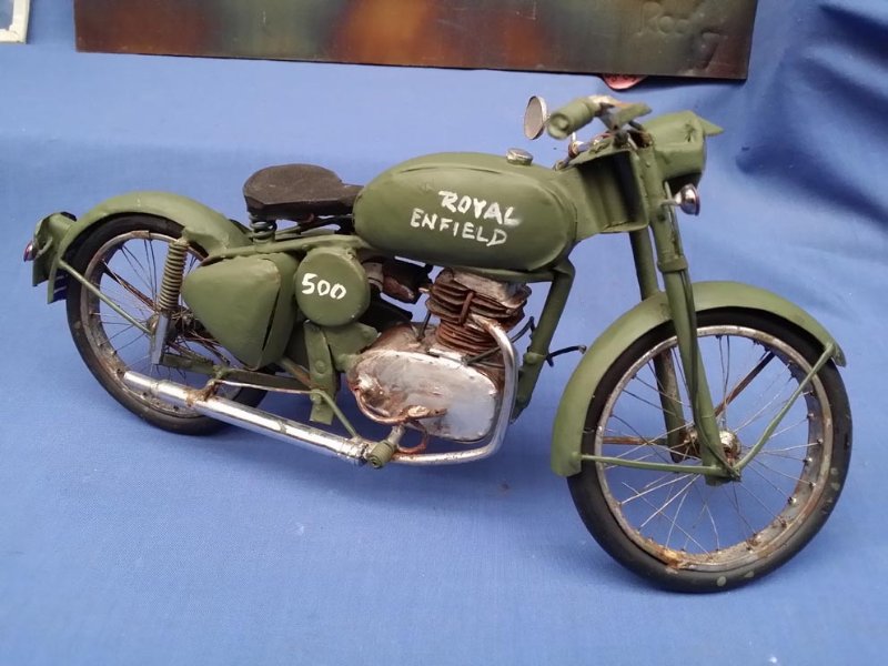 Royal Enfield  500 Répliqua (1)(1).JPG