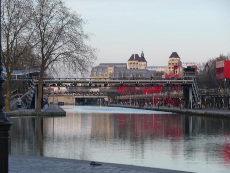 Canal jonction Villet-Ourcq.JPG