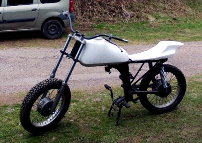 flat trackers (1).JPG