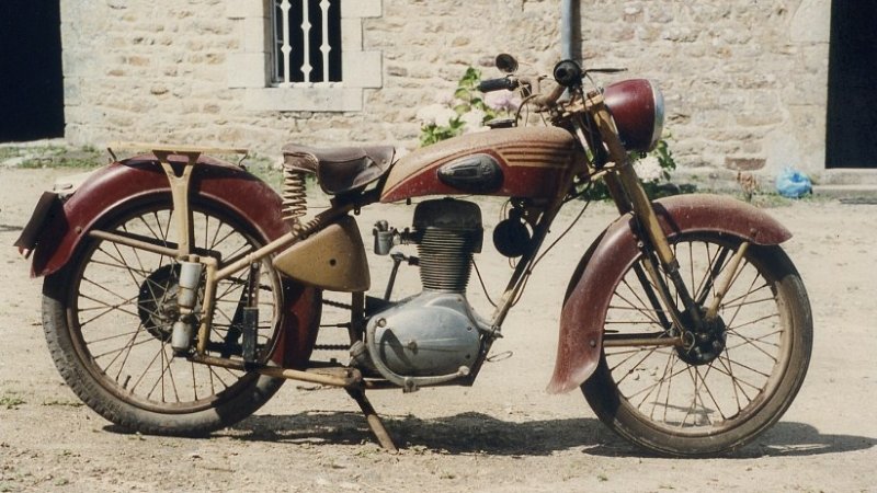 Motobec-Z-dte.jpg