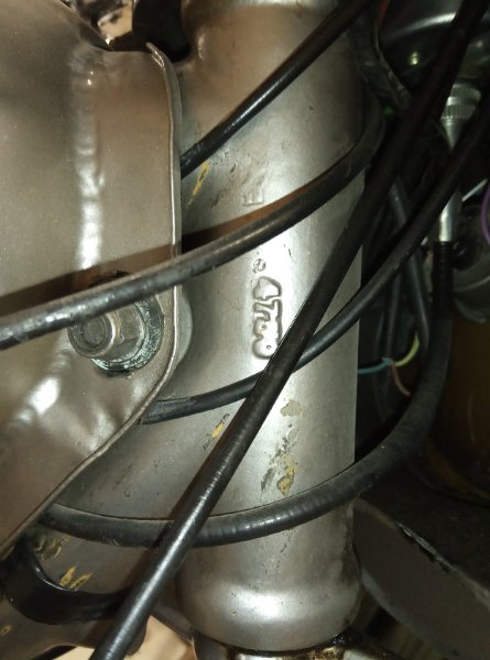 Enfield 500 numéro chassis.jpg
