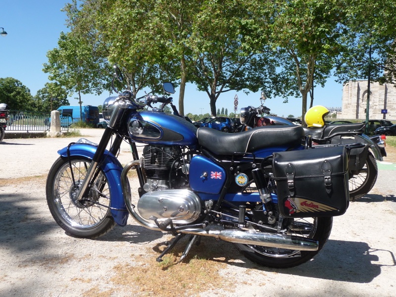 RE Indian de Serge.JPG