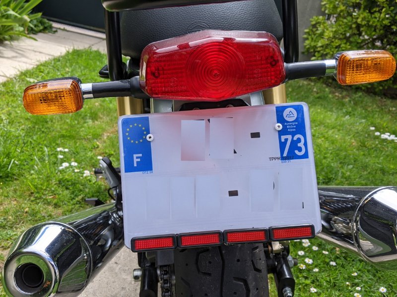 Plaque INT  GB R.jpg