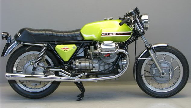 Moto_Guzzi_V_7_Sport_1972.jpg
