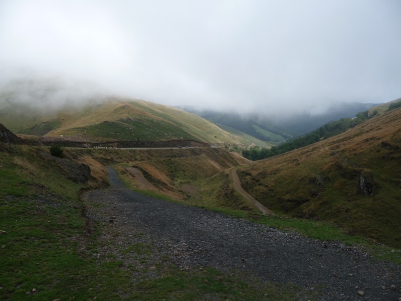 Pyrénées brume.JPG