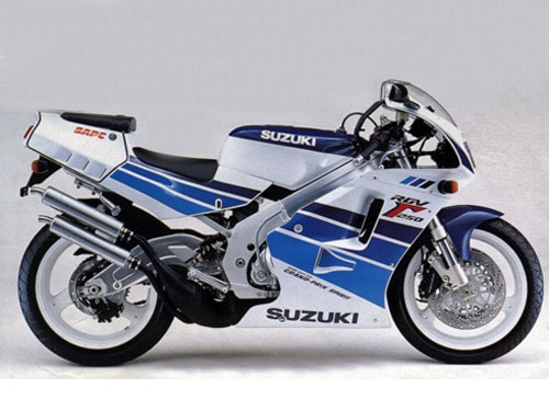 suzuki-rgv250-92_pz_new.jpg