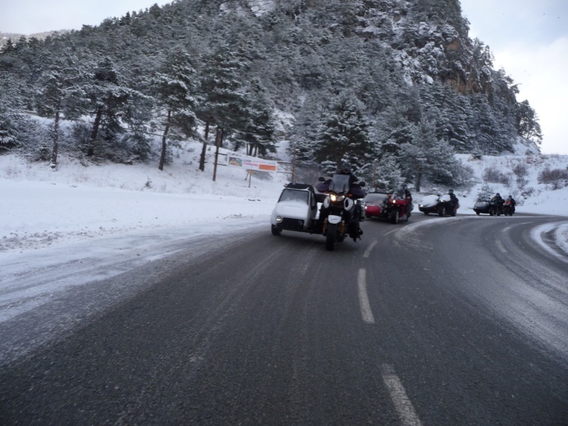 les sides quittent le rasso.JPG