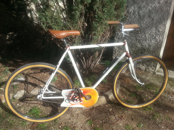 Vélo porteur 1946.jpg