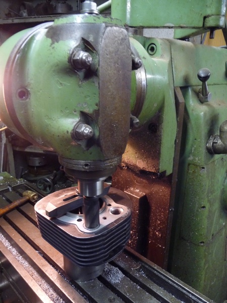 lamages tunnels de tiges à la fraiseuse.JPG