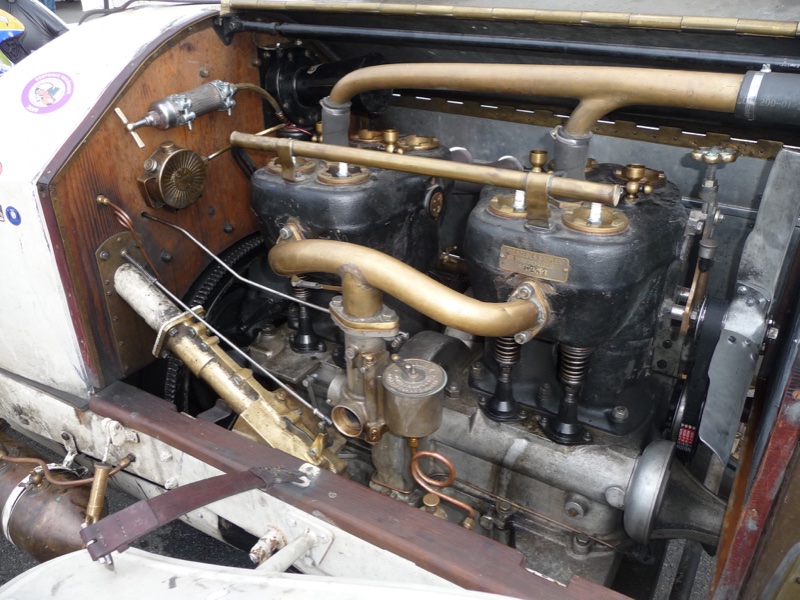 moteur Mercedes 1906.JPG