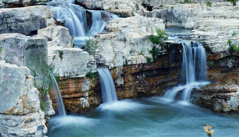 quelles-sont-les-plus-belles-cascades-de-france.jpg