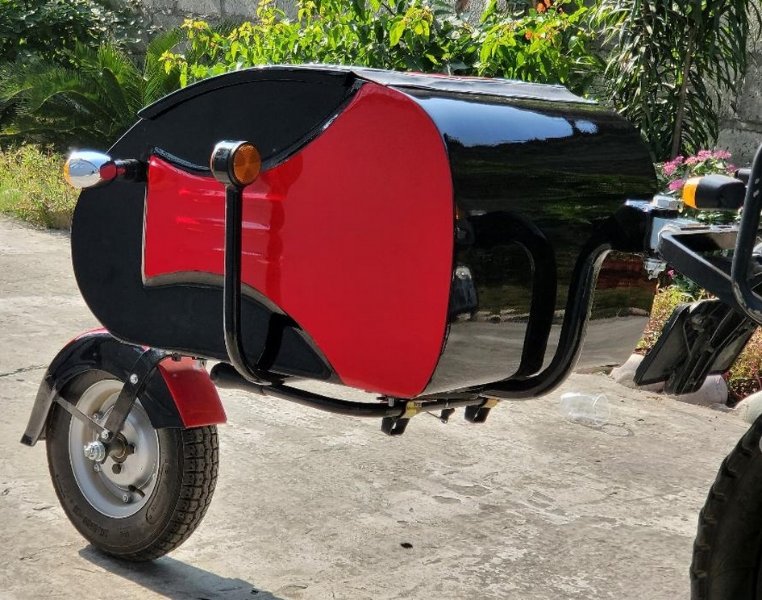 Himalayan trailer B.jpg