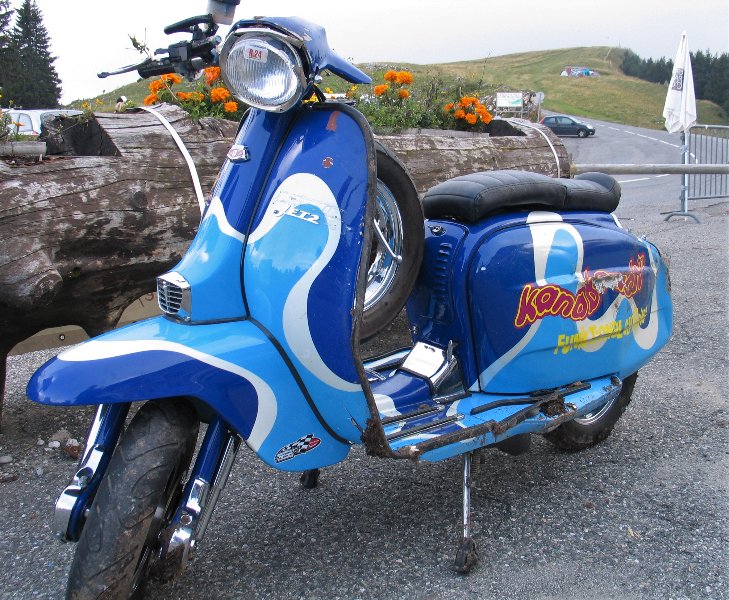 VESPA TOP ANNECY 01 SEPT 2007 009.JPG