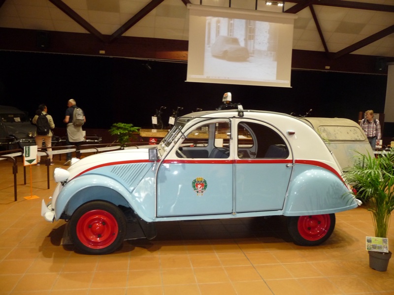 2CV taxi.JPG