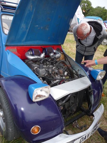 V8 Rover.JPG