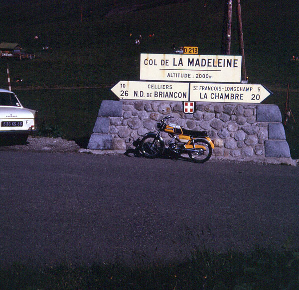 003 Col de la Madeleine 2000m Août 1974.jpg