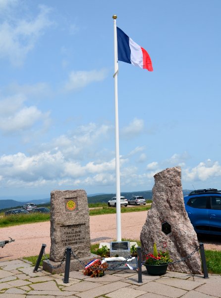 DCEC 28r.JPG