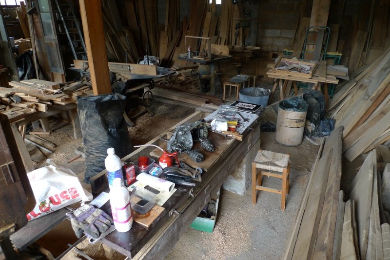 Mécanique dans l'atelier de menuiserie.JPG