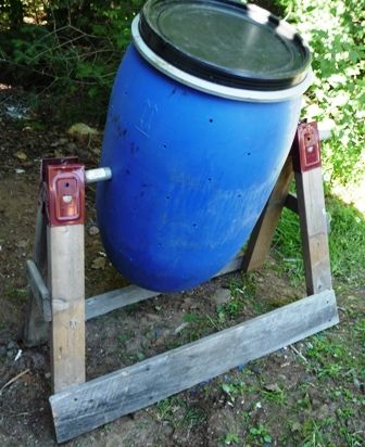 Composteur rotatif.jpg