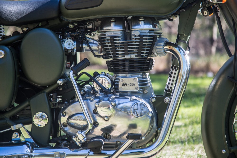 royal-enfield-classic-500-battle-green-review-7.jpg