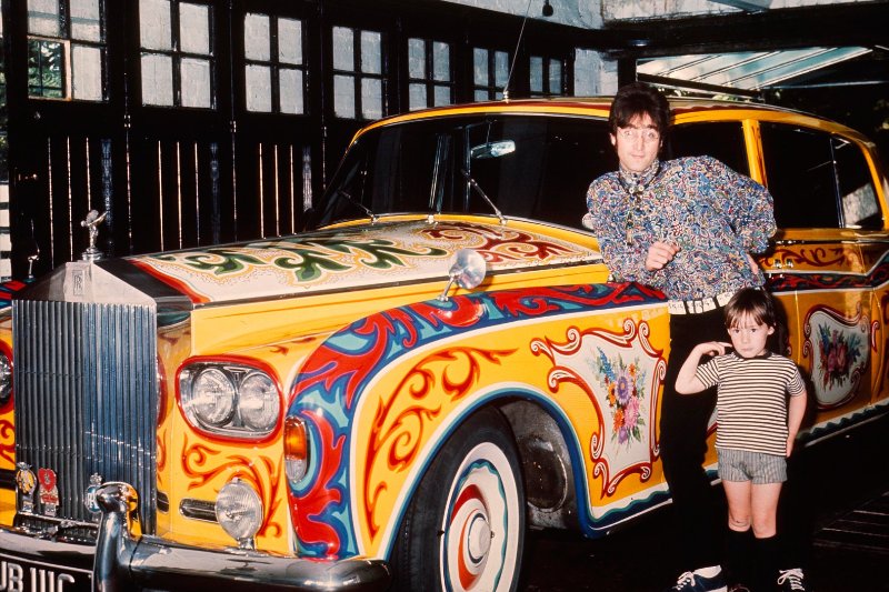 john-lennon-phantom-v-rolls-royce-julian-5fc14c9c-11f1-45be-9c30-fb6cf2885eff.jpg