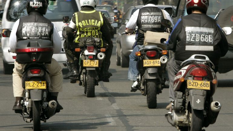 Immatriculation sur casque.jpg