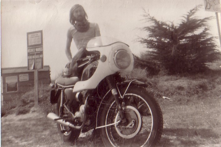 1973 triumph daytona.jpg