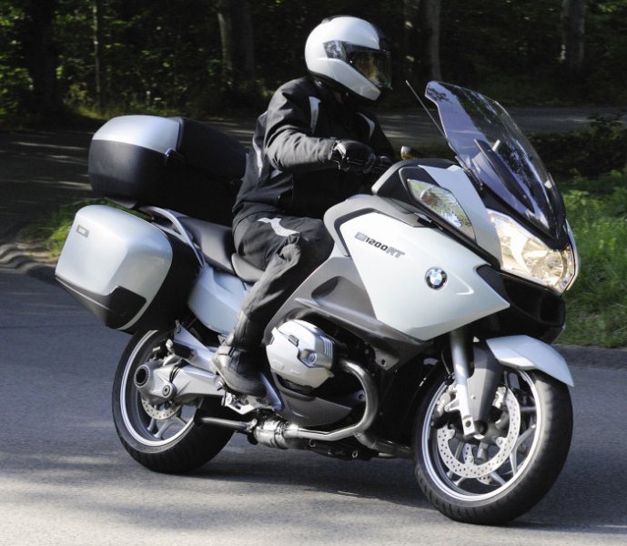 R-1200-RT-2010-700px.jpg