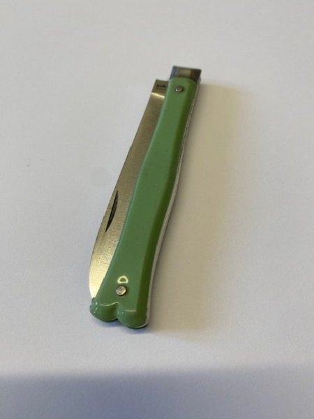 1030V1-rotated.jpg