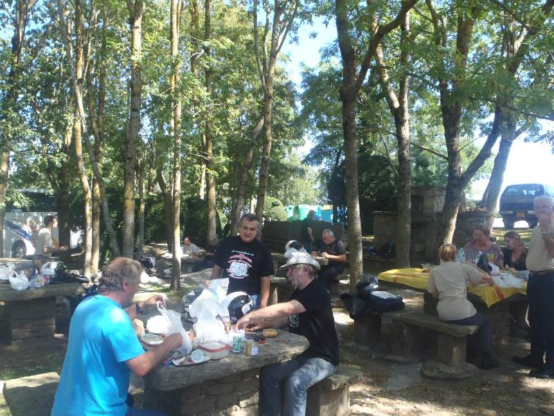 513933683_10228138723109437_7848956301617629655_n - Copie.jpg