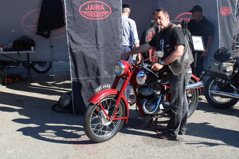 essai Jawa 350 CML26.JPG