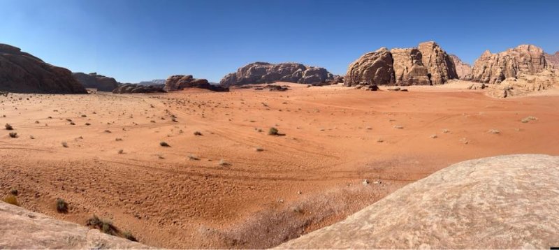 2025 12 18q - JoceMidée.jpg